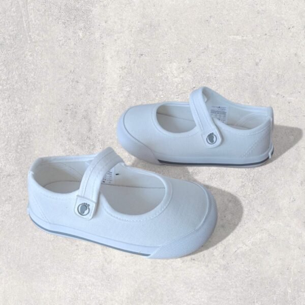 Merceditas Barefoot de Lona – Comodidad y Libertad en cada paso